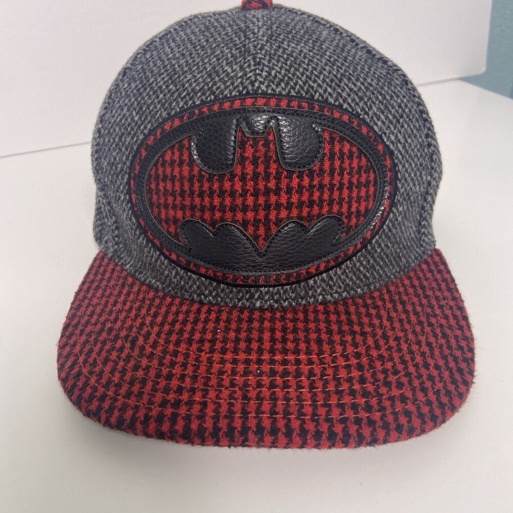 Concept One DC Comics Batman Herringbone Flat Bill Cap Hat OSFM